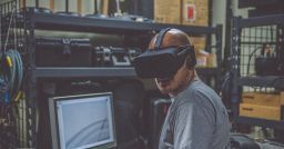 The use of virtual reality in corporate training