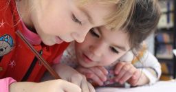 5 good reasons to adopt e-learning in schools